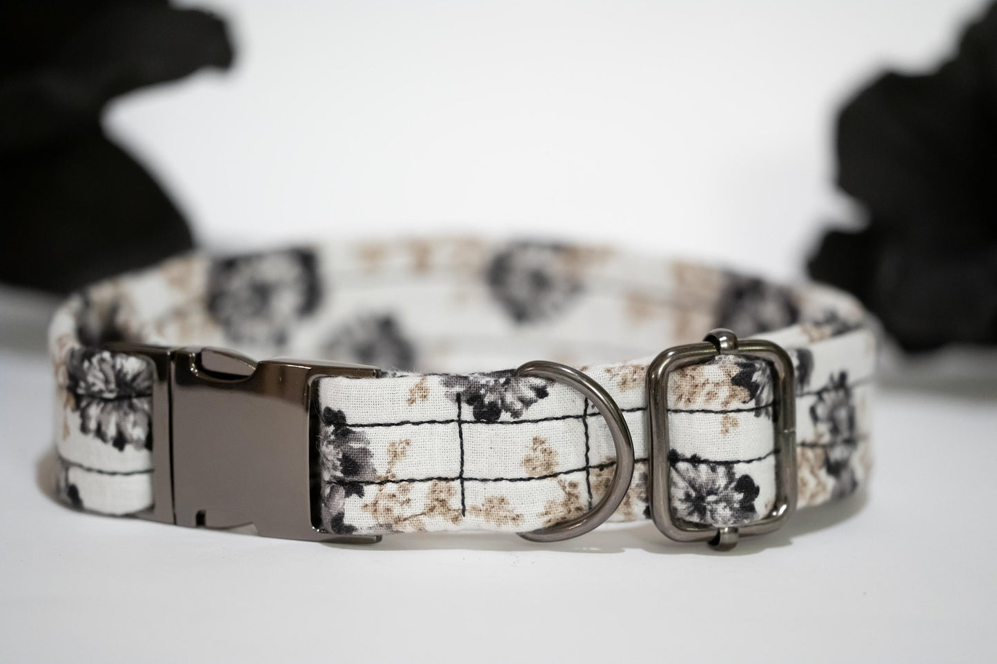 Black and White Floral Dog Collar