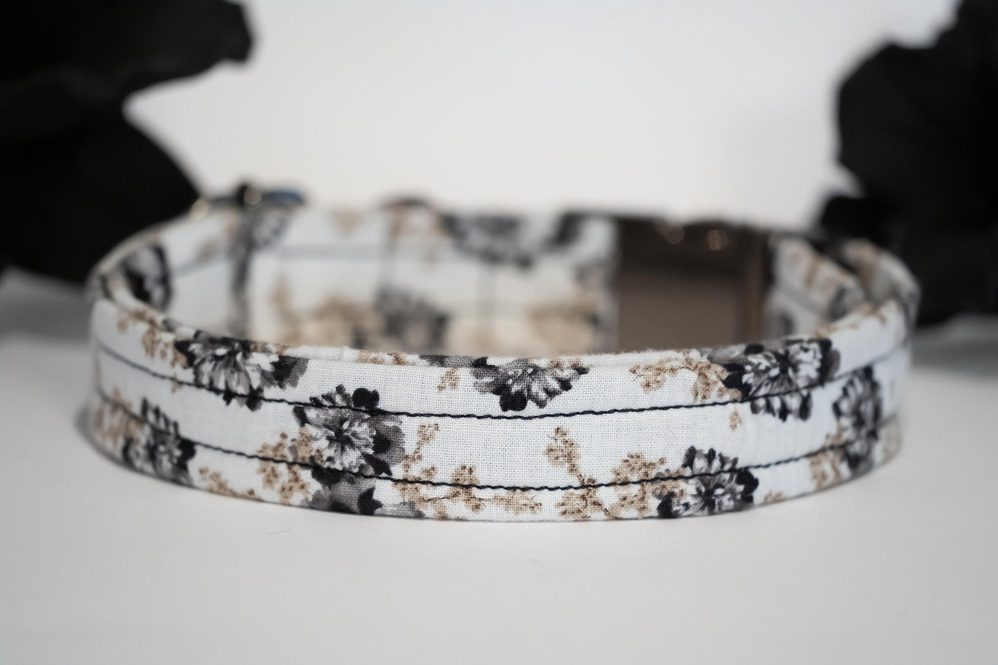 Black and White Floral Dog Collar